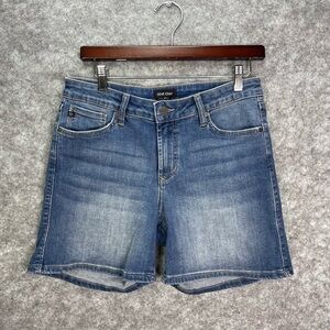 Dear John Women’s Jean Shorts Size 28 Stitch Fix Blue Denim Flat Front Stretch